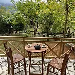 Apartment Pinecone Lodge, River Garden Eptalofos