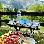 Apartment Pinecone Lodge, River Garden Eptalofos